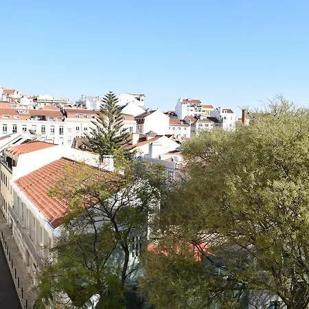 Apartment Sunny Near Bairro Alto Lisbon